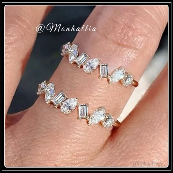 NEW GOLD ETERNITY STONE SIMULATED DIAMOND SQUARE BAGUETTE RING - Picture 2 of 4